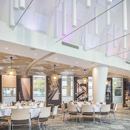 Novotel Gerland Musée Des Confluences 4*