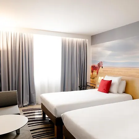 Hotel Novotel Gerland Musee Des Confluences Lyon
