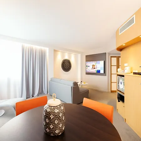 Novotel Gerland Musee Des Confluences Hotel Lyon